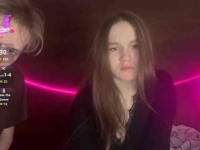 titsDestroy2007 webcam