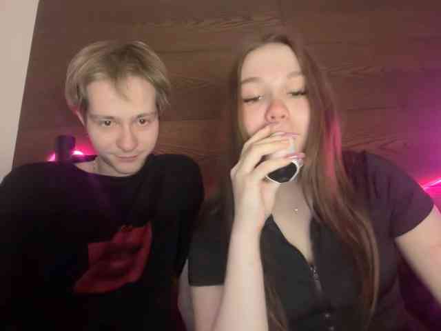 titsDestroy2007 webcam