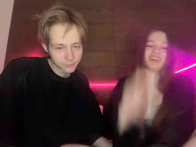 titsDestroy2007 webcam