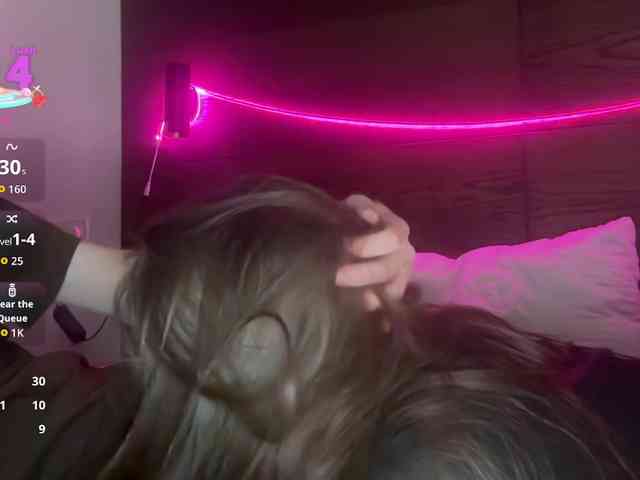 titsDestroy2007 webcam