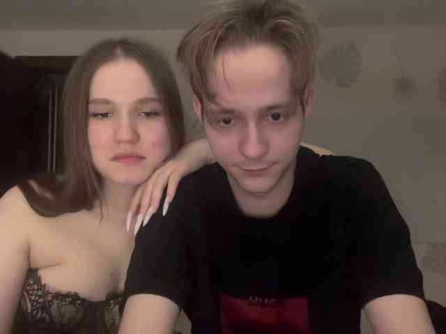 titsDestroy2007 webcam