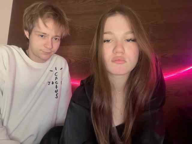 titsDestroy2007 webcam