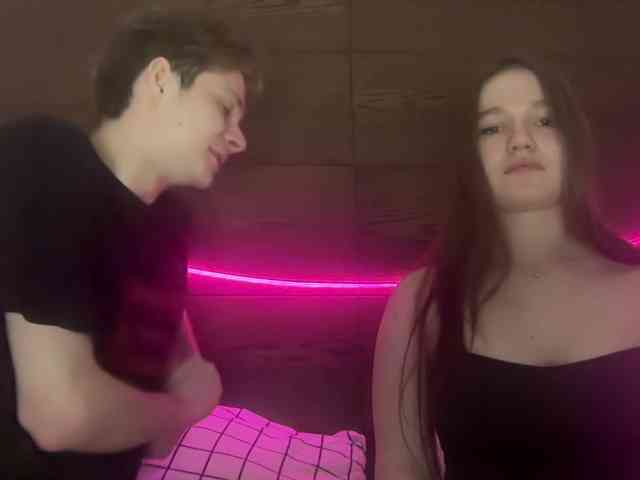 titsDestroy2007 webcam