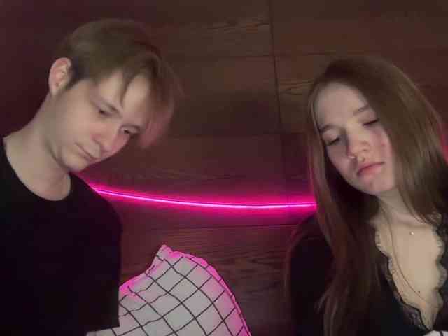 titsDestroy2007 webcam