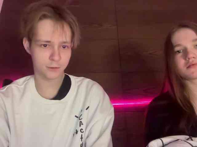 titsDestroy2007 webcam