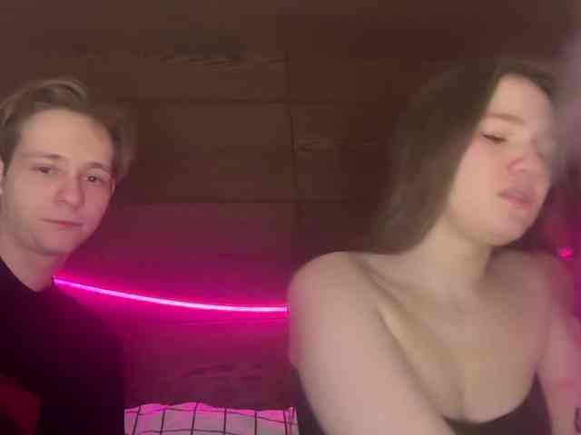 titsDestroy2007 webcam