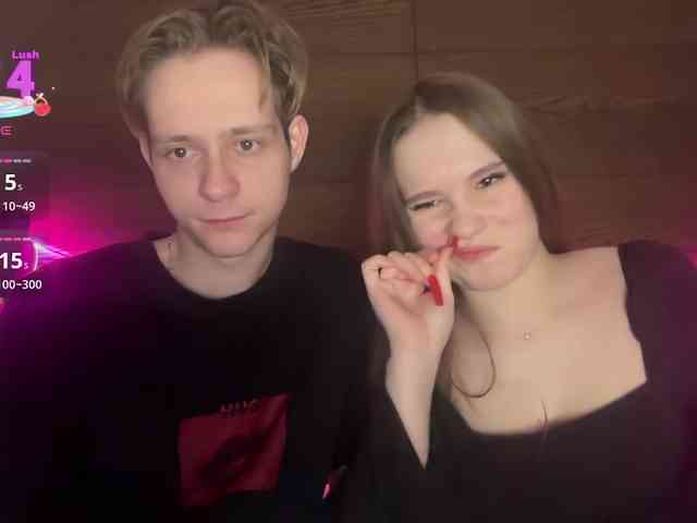 titsDestroy2007 webcam