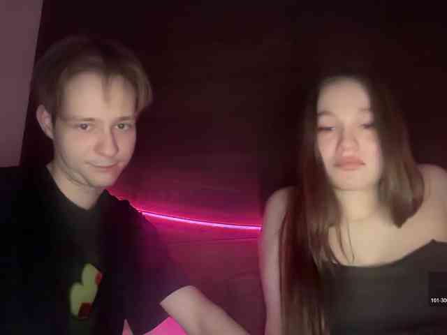 titsDestroy2007 webcam