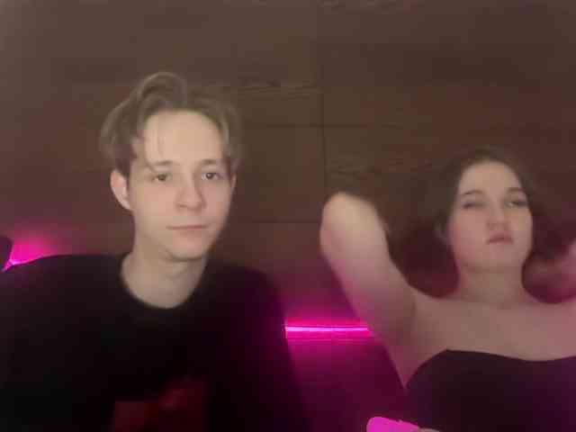 titsDestroy2007 webcam