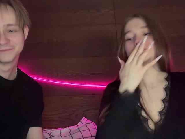 titsDestroy2007 webcam