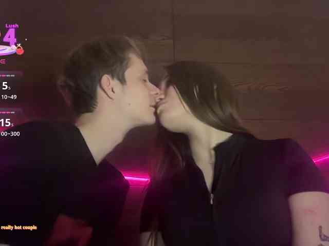 titsDestroy2007 webcam