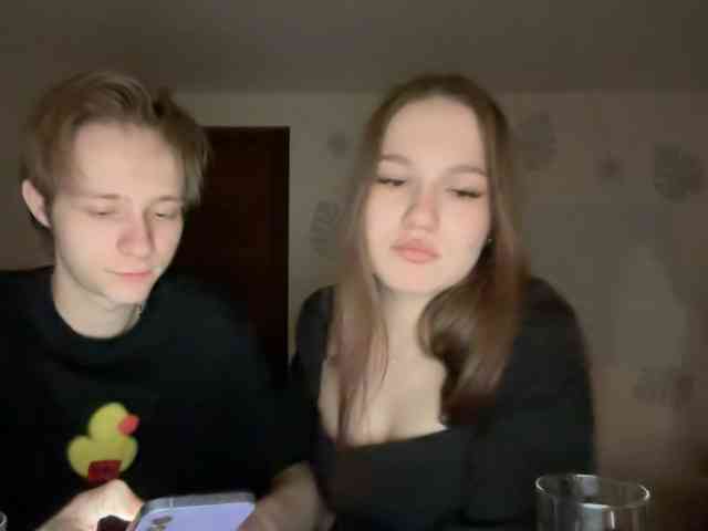 titsDestroy2007 webcam