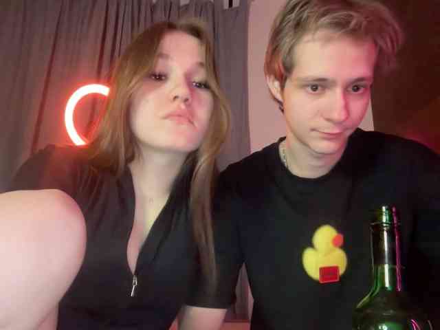 titsDestroy2007 webcam