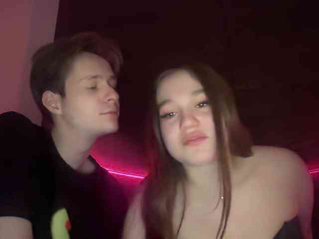 titsDestroy2007 webcam