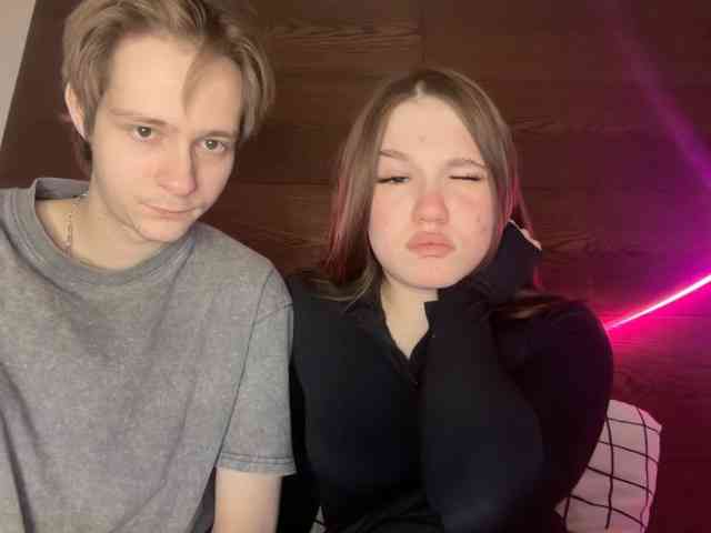 titsDestroy2007 webcam