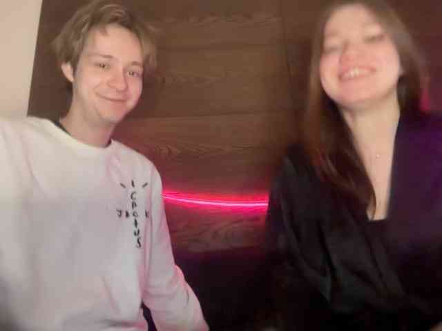 titsDestroy2007 webcam