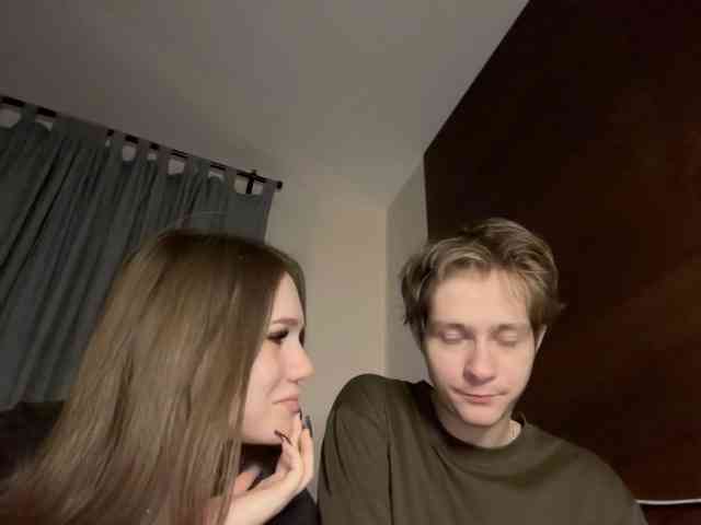 titsDestroy2007 webcam