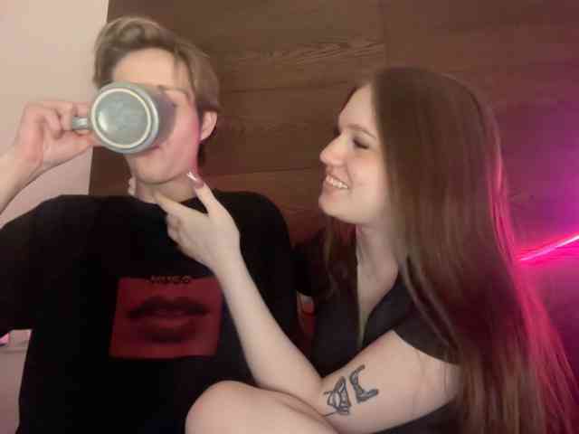 titsDestroy2007 webcam