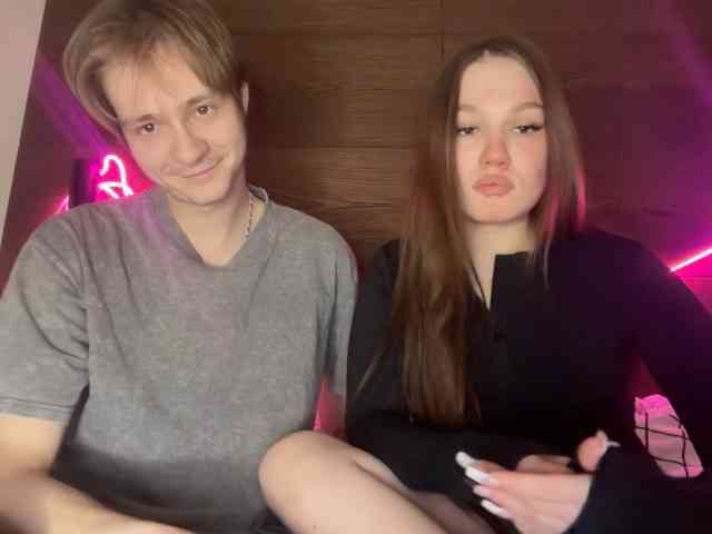 titsDestroy2007 webcam