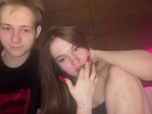 titsDestroy2007 webcam