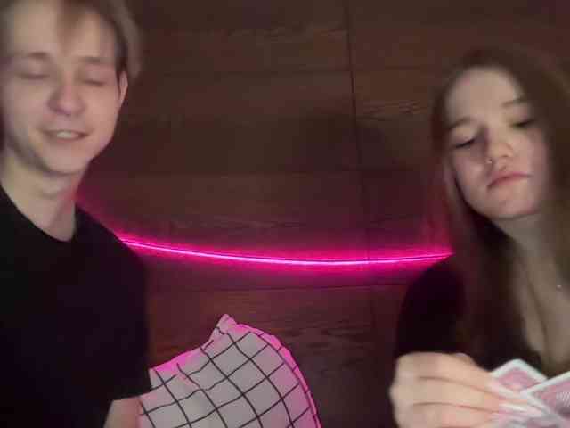 titsDestroy2007 webcam