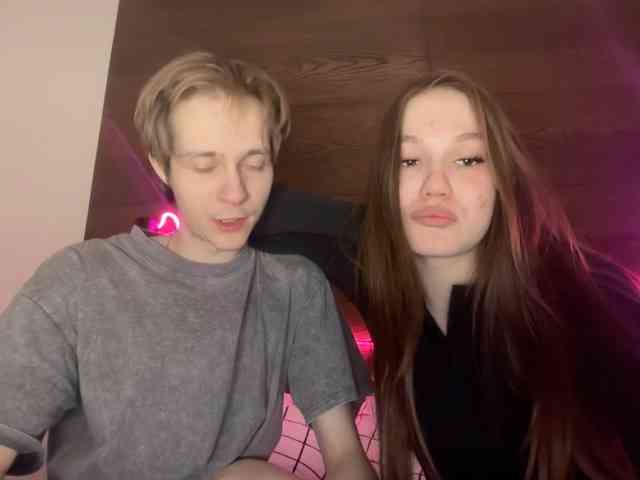 titsDestroy2007 webcam