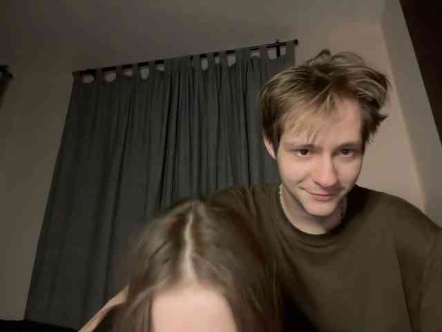 titsDestroy2007 webcam