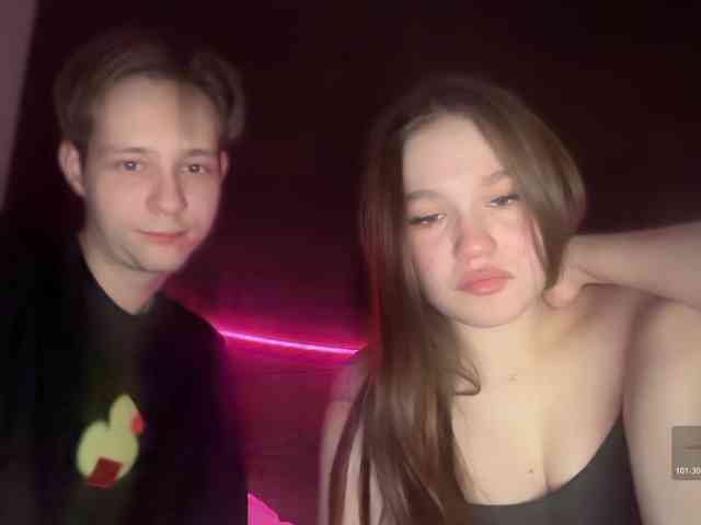 titsDestroy2007 webcam