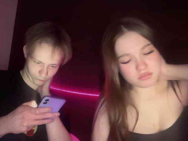 titsDestroy2007 webcam