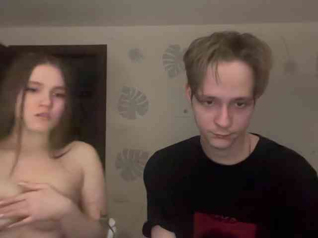titsDestroy2007 webcam