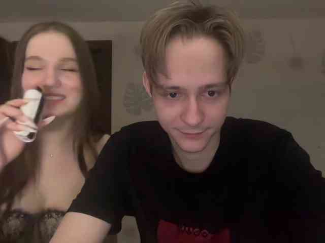 titsDestroy2007 webcam