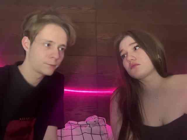 titsDestroy2007 webcam