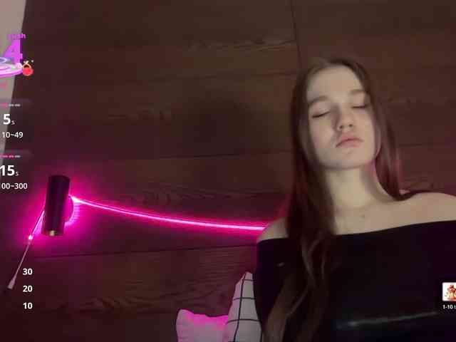 titsDestroy2007 webcam