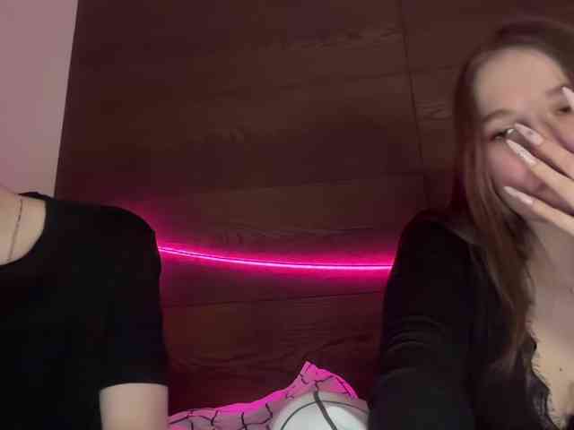 titsDestroy2007 webcam