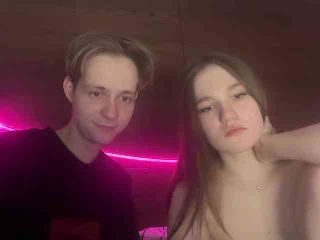 titsDestroy2007 webcam