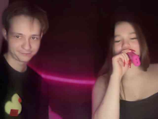 titsDestroy2007 webcam