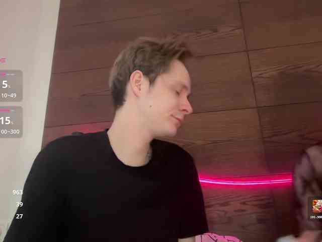 titsDestroy2007 Live Webcam on BongaCams