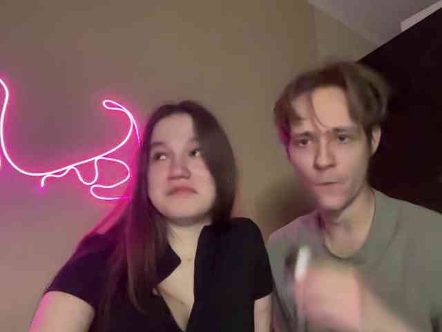 titsDestroy2007 webcam