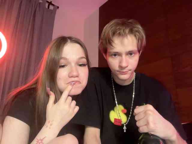 titsDestroy2007 webcam