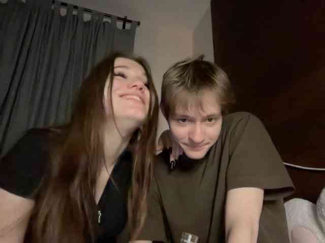 titsDestroy2007 webcam