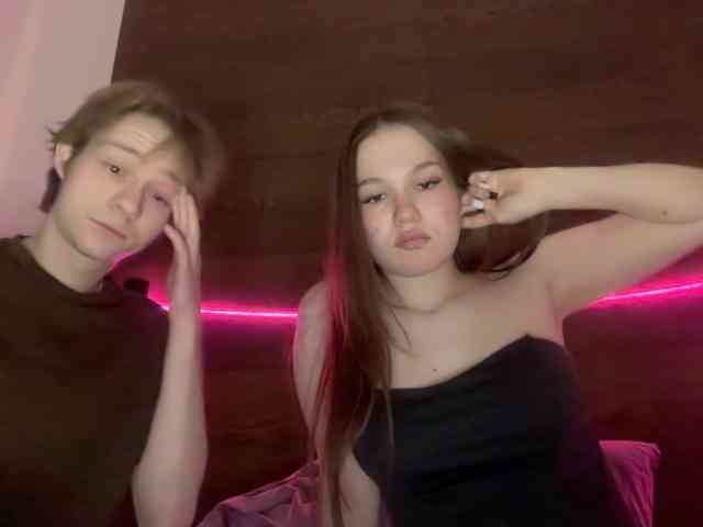 titsDestroy2007 webcam