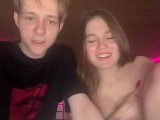 titsDestroy2007 webcam