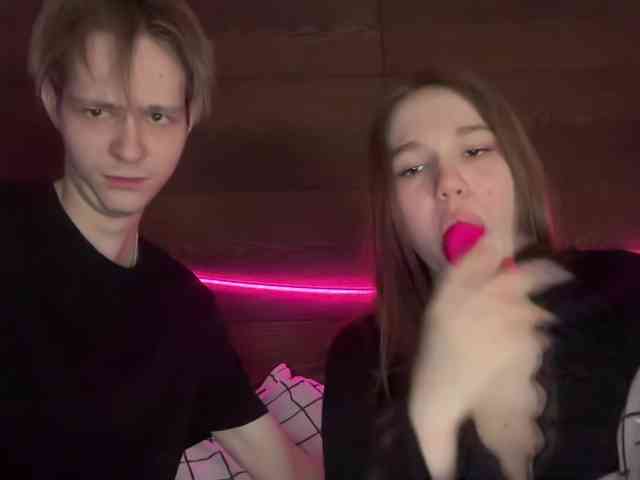 titsDestroy2007 webcam