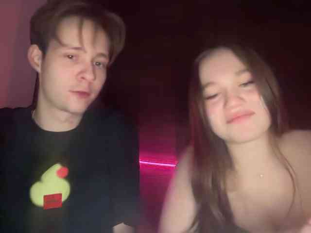 titsDestroy2007 webcam