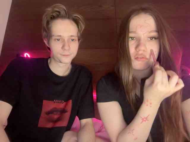 titsDestroy2007 webcam