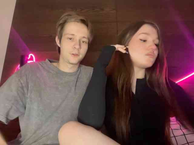 titsDestroy2007 webcam