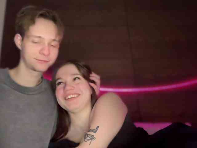 titsDestroy2007 webcam