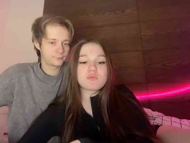 titsDestroy2007 webcam