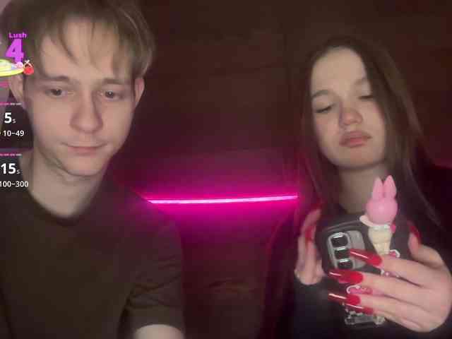 titsDestroy2007 webcam