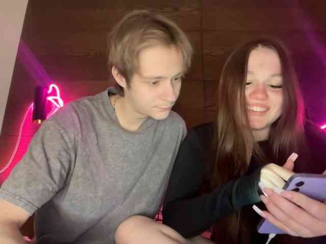 titsDestroy2007 webcam